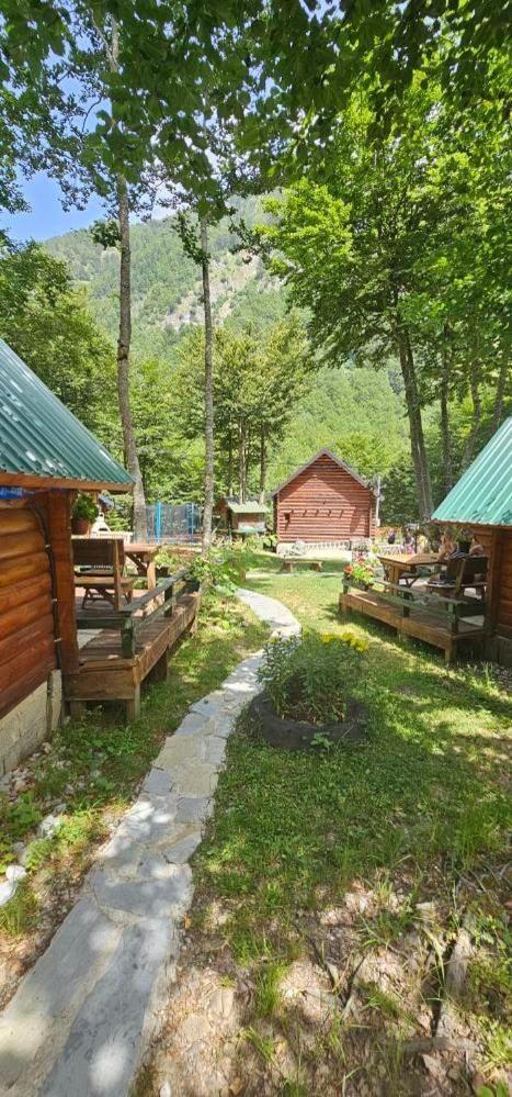 Bungalows Prokletije Gusinje Zewnętrze zdjęcie