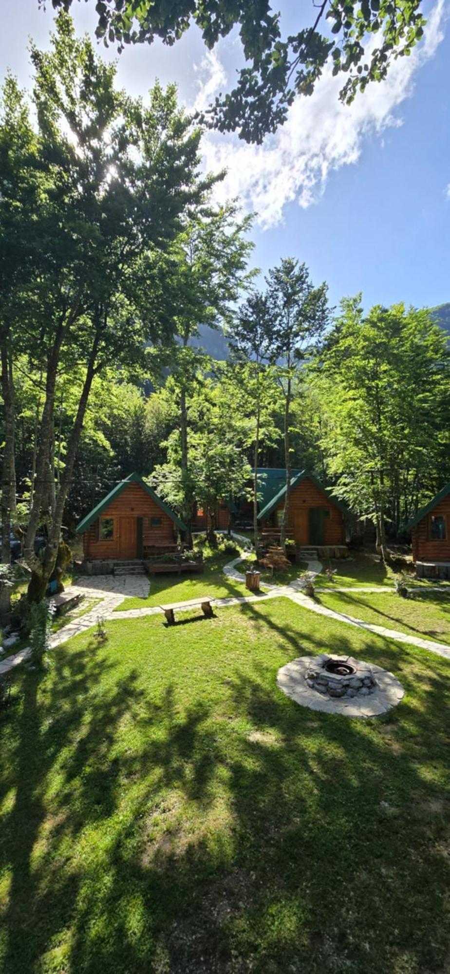 Bungalows Prokletije Gusinje Zewnętrze zdjęcie